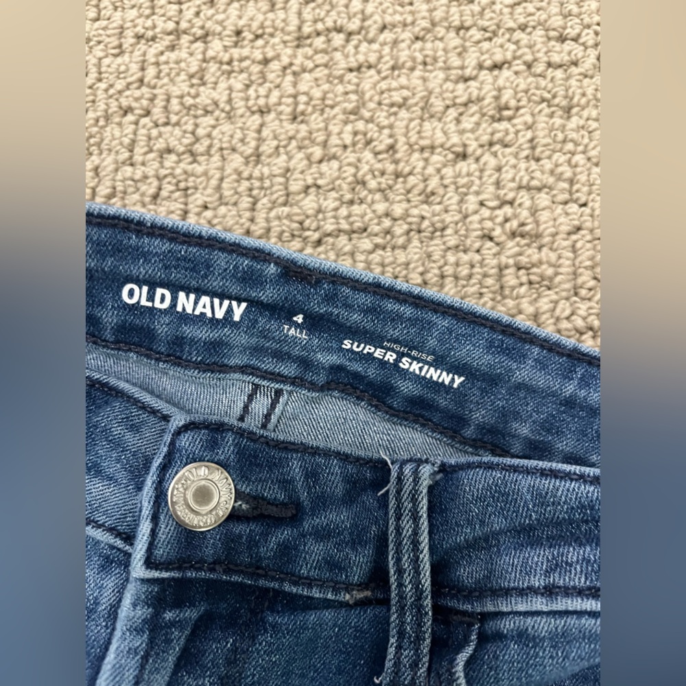 Women's Old Navy Super Skinny High Rise Jeans Size 4 Tall - Picture 3 of 6